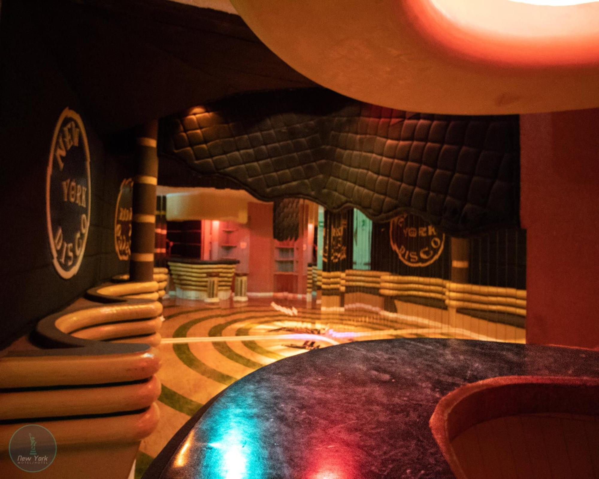 New York Hotel/Motel โอริซาบา ภายนอก รูปภาพ