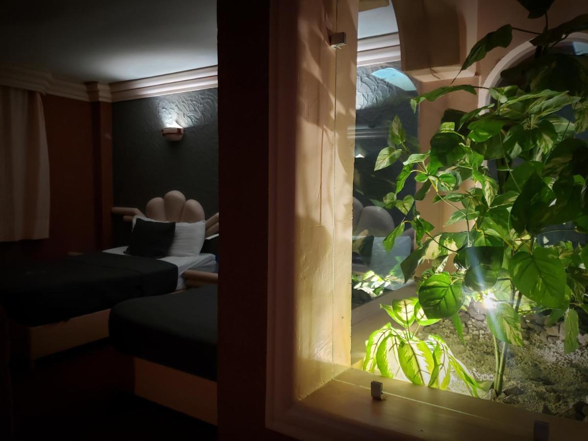 New York Hotel/Motel โอริซาบา ภายนอก รูปภาพ